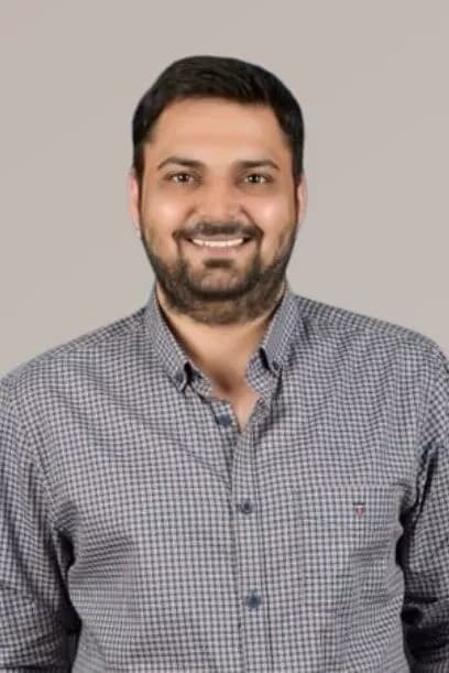 Deepak Malhan, team.role.partner